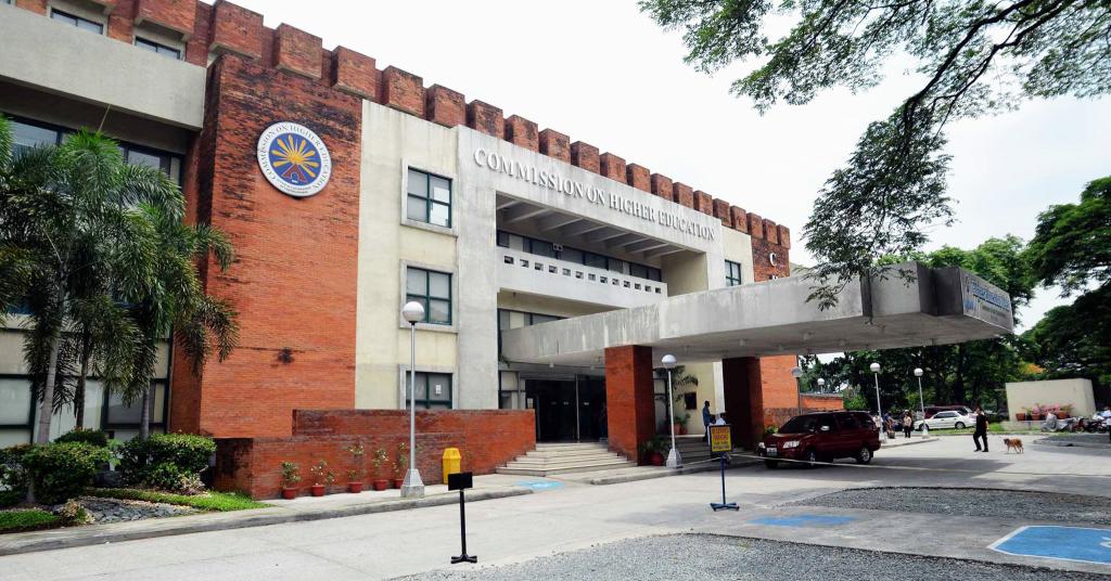 Philippines:  Hàng tỷ Pê-sô trợ cấp  không tới tay sinh viên nghèo  